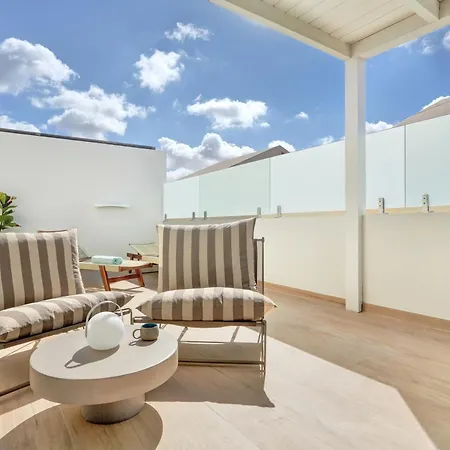 Silvic Aguaviva شقة *